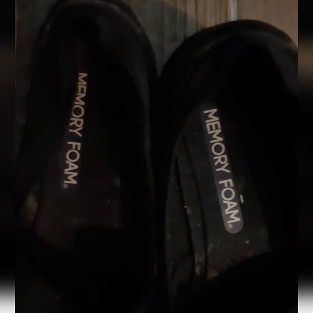 SKECHERS Memory Foam Women Shoes Size 7.5 - Picture 2 of 8